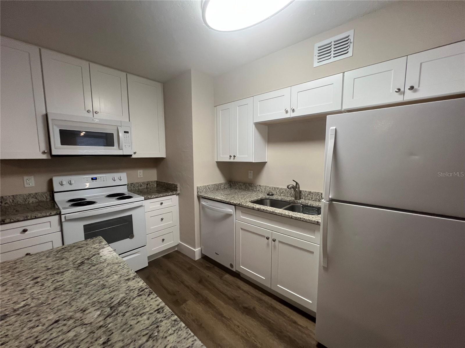 2472 PICNIC ST, PORT CHARLOTTE, FL — photo 6