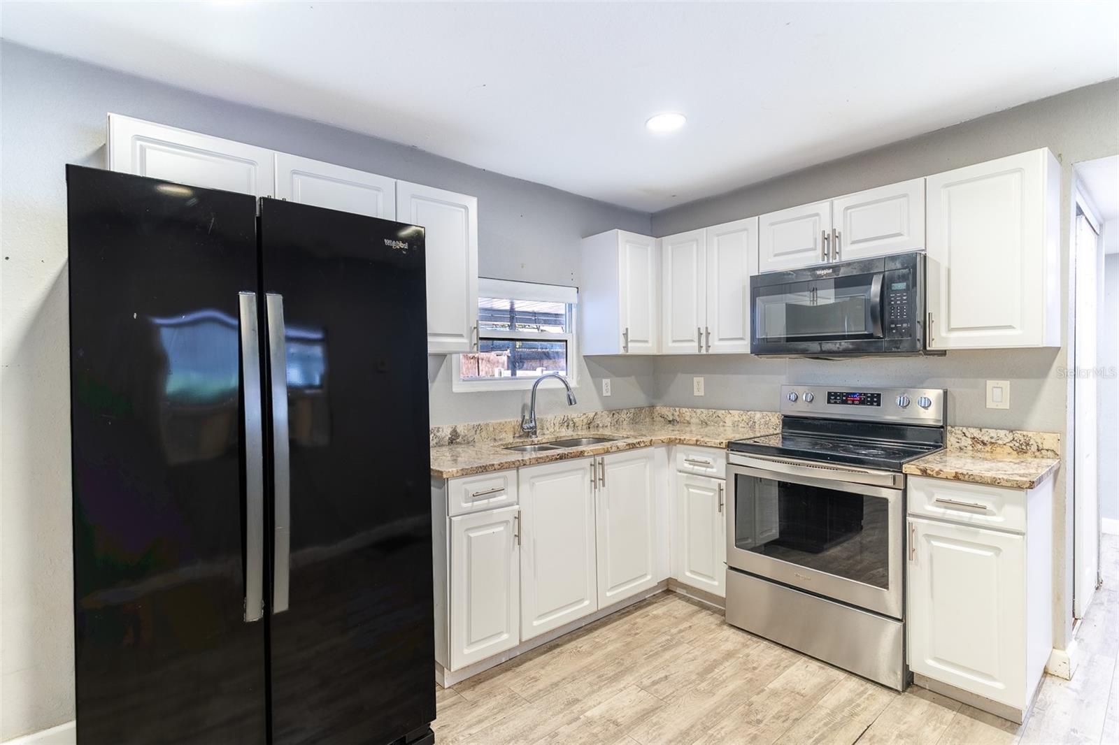 5807 BARRY LN, TAMPA, FL — photo 6