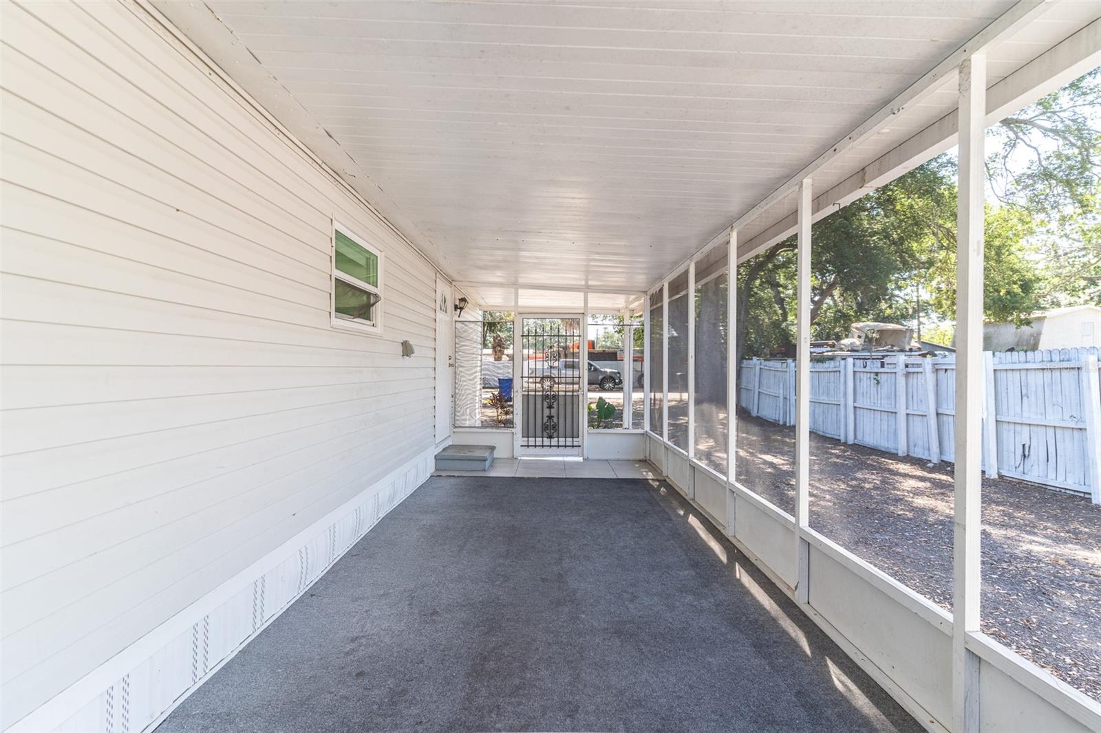 5807 BARRY LN, TAMPA, FL — photo 12