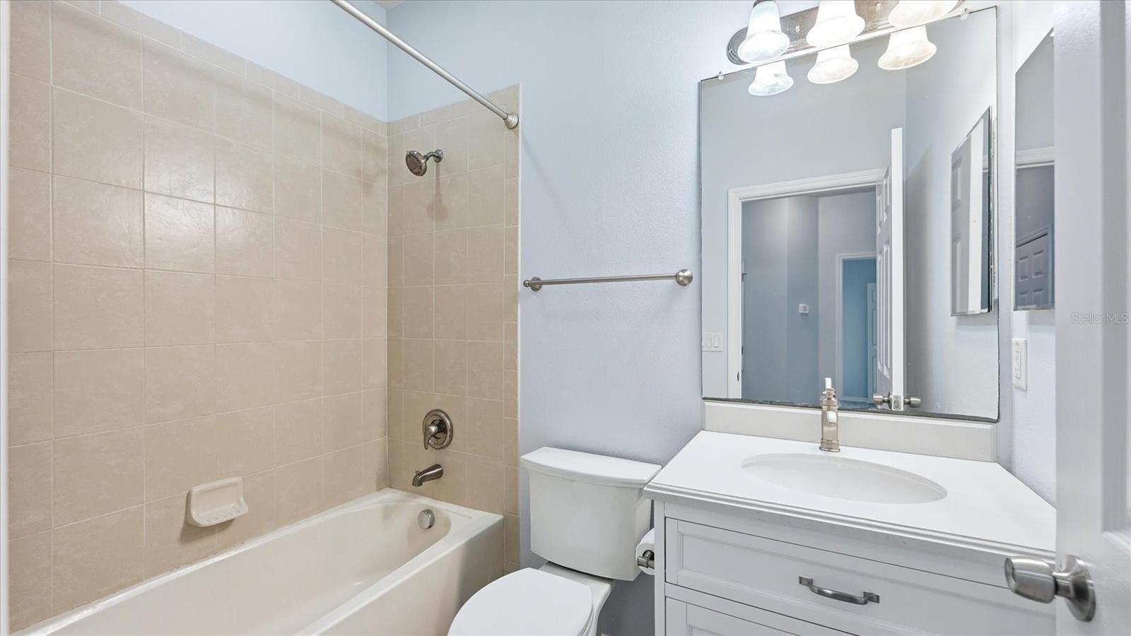 7839 LIMESTONE LN #12-204, SARASOTA, FL — photo 28
