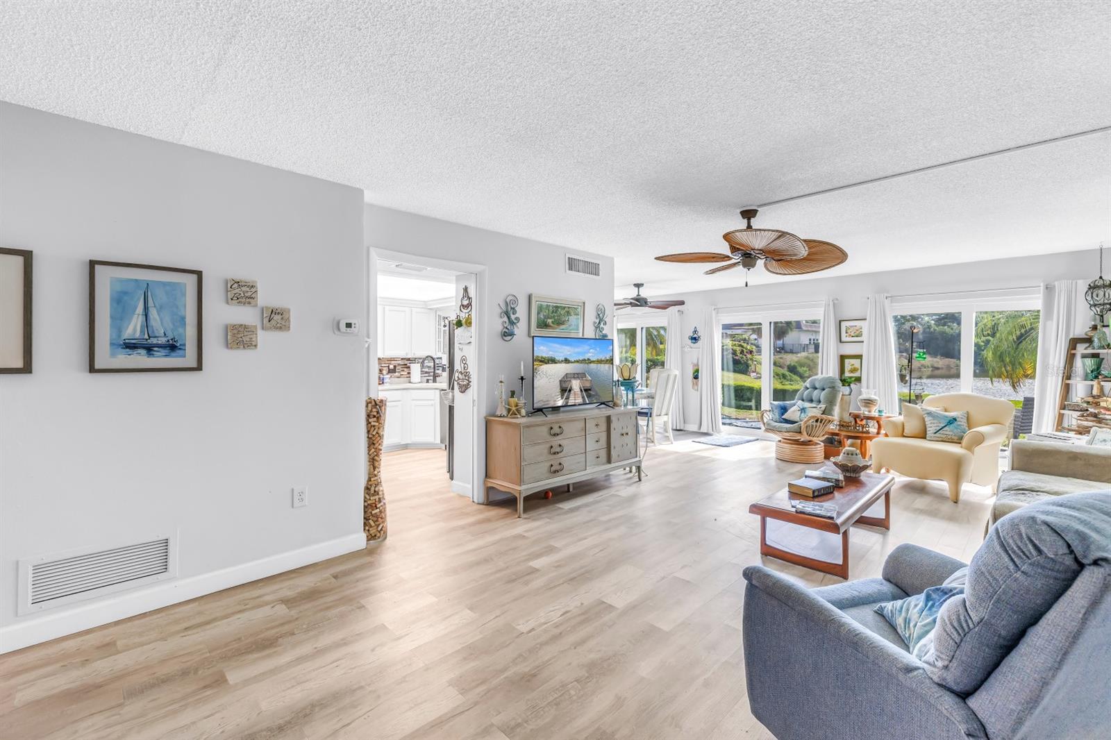 1655 S HIGHLAND AVE #J187, CLEARWATER, FL — photo 2