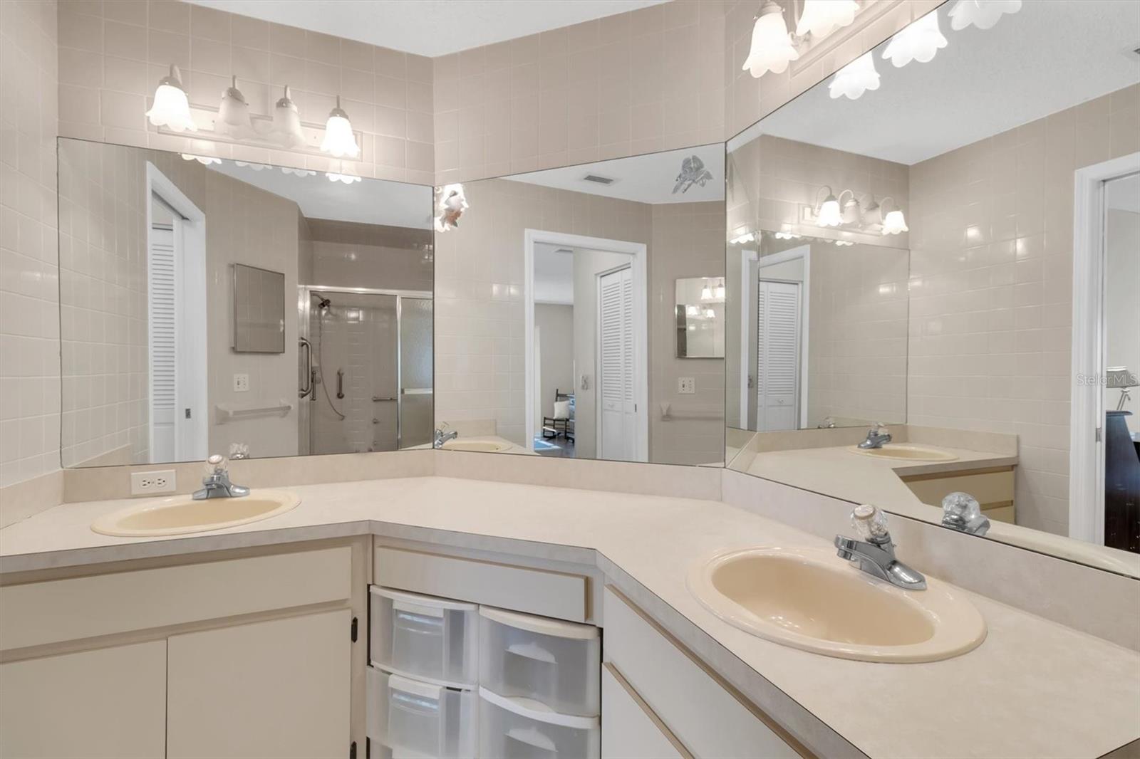 9058 ARUNDLE PL, NEW PORT RICHEY, FL — photo 19