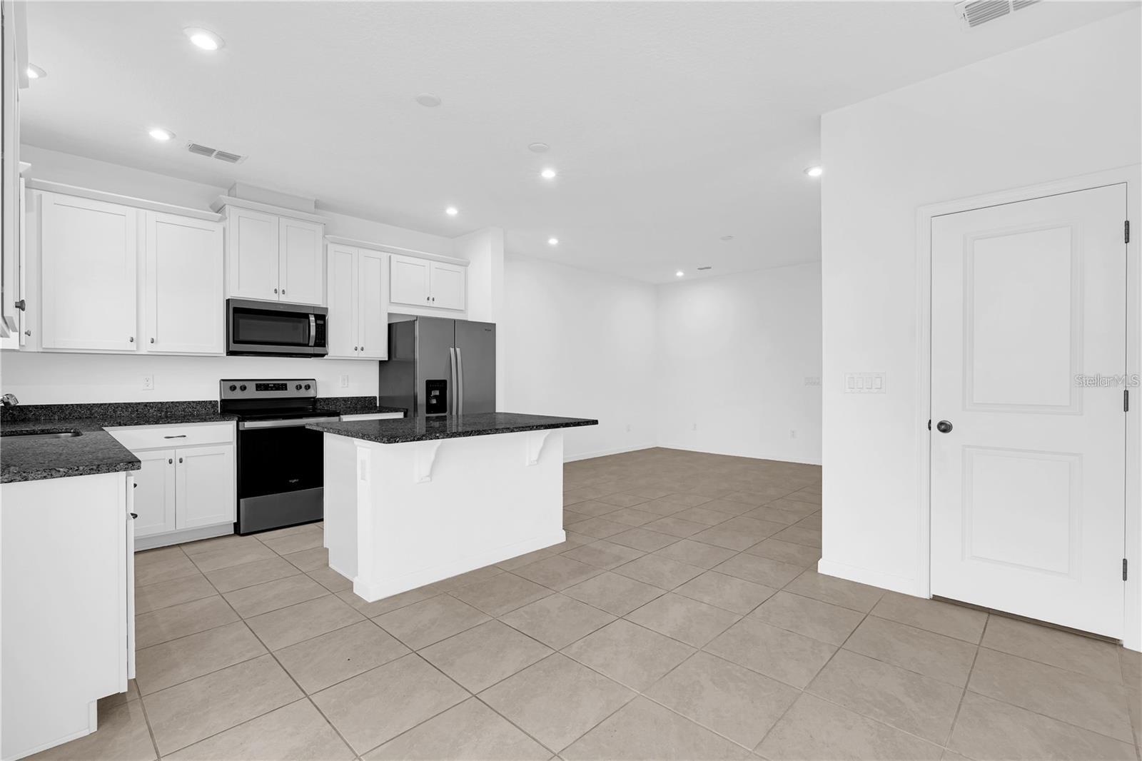 1104 LAKESHORE BREEZE PL, KISSIMMEE, FL — photo 8