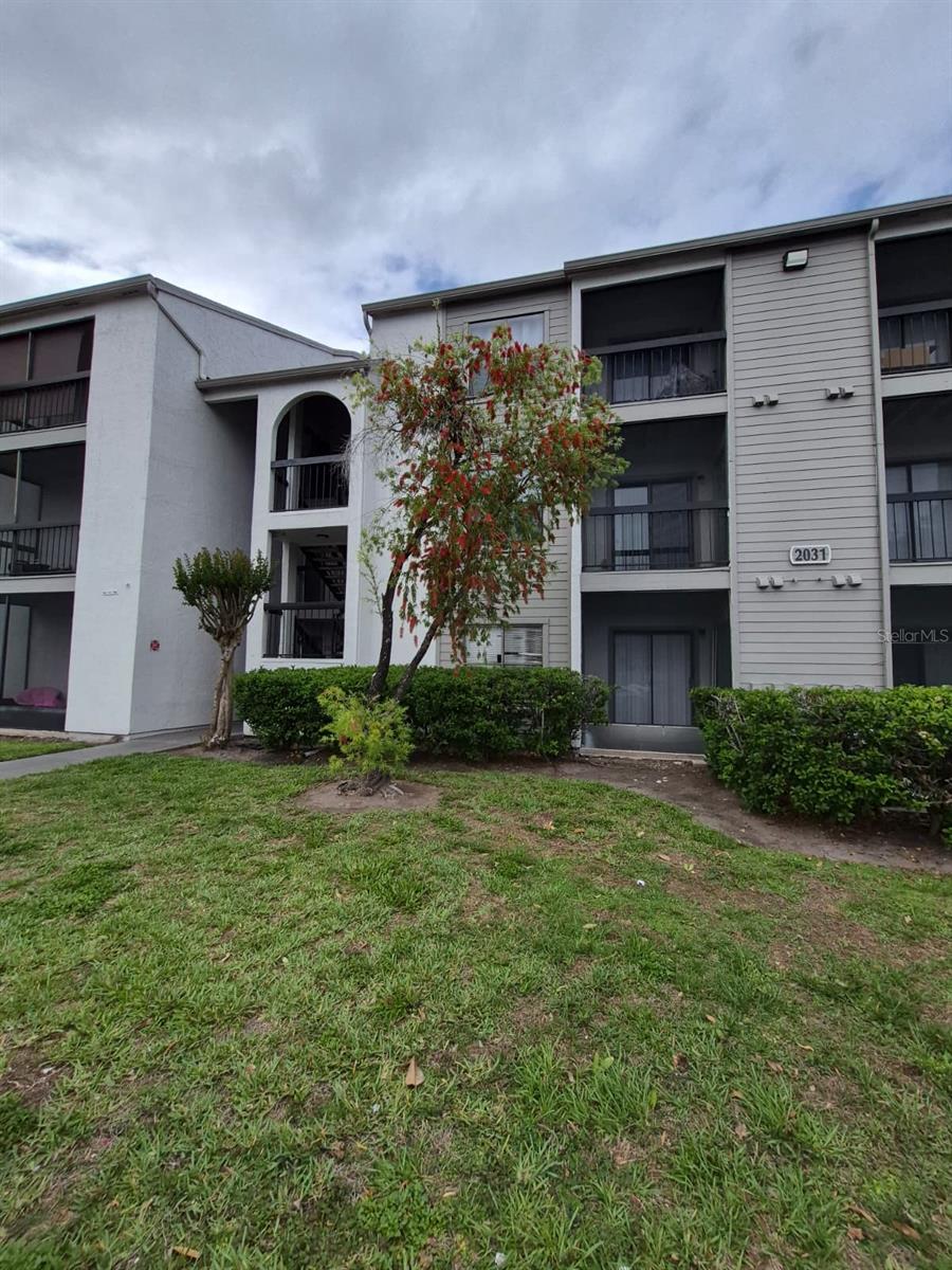 2031 CASCADES BLVD #307, KISSIMMEE, FL — photo 2