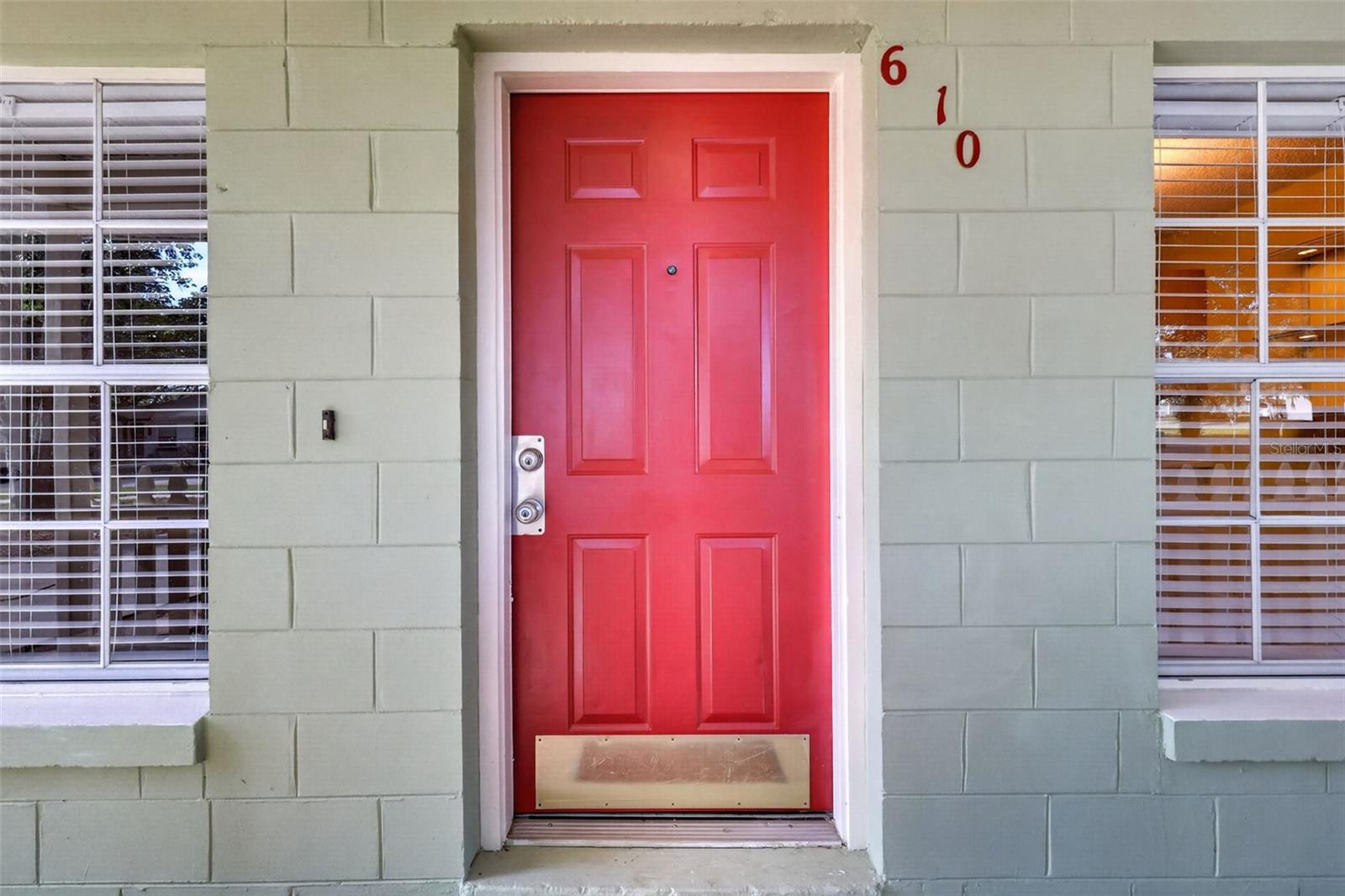 610 PALMETTO DR, MASCOTTE, FL — photo 14