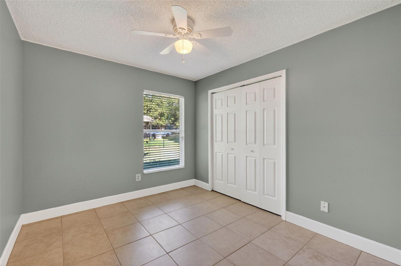 610 PALMETTO DR, MASCOTTE, FL — photo 35