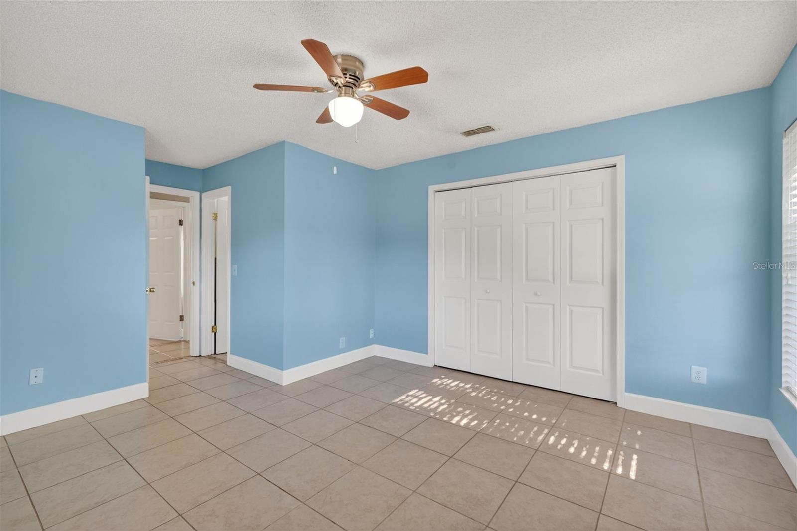 610 PALMETTO DR, MASCOTTE, FL — photo 42