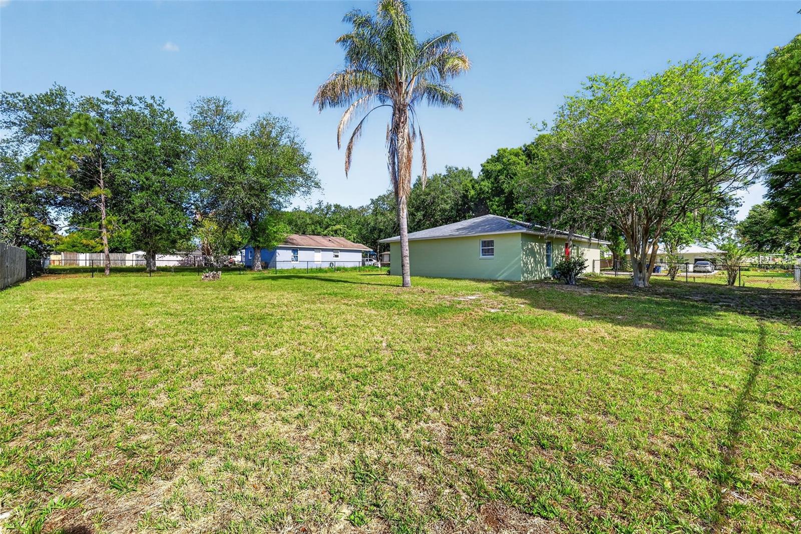 610 PALMETTO DR, MASCOTTE, FL — photo 50