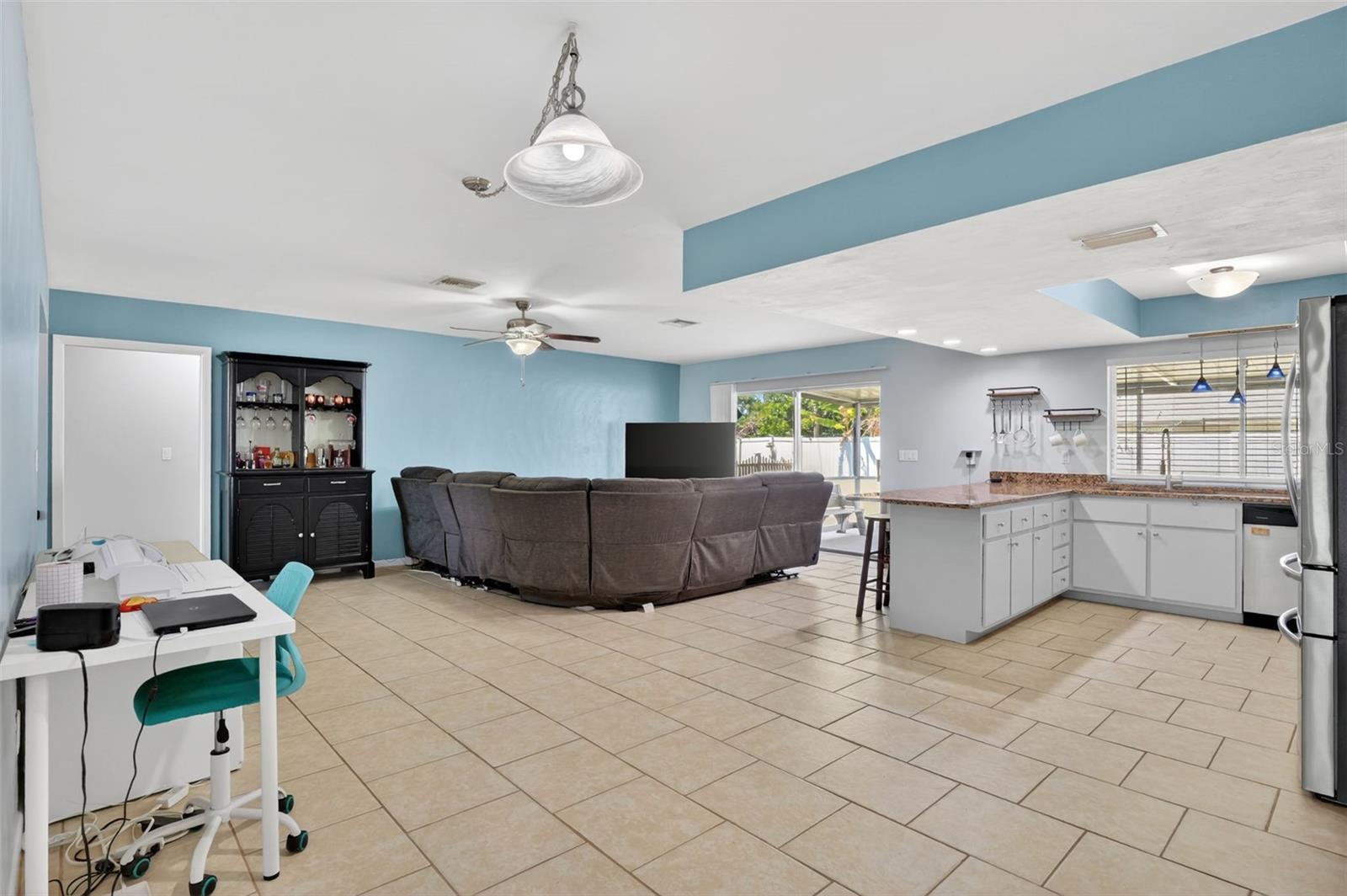 1305 SE 37TH TER, CAPE CORAL, FL — photo 6