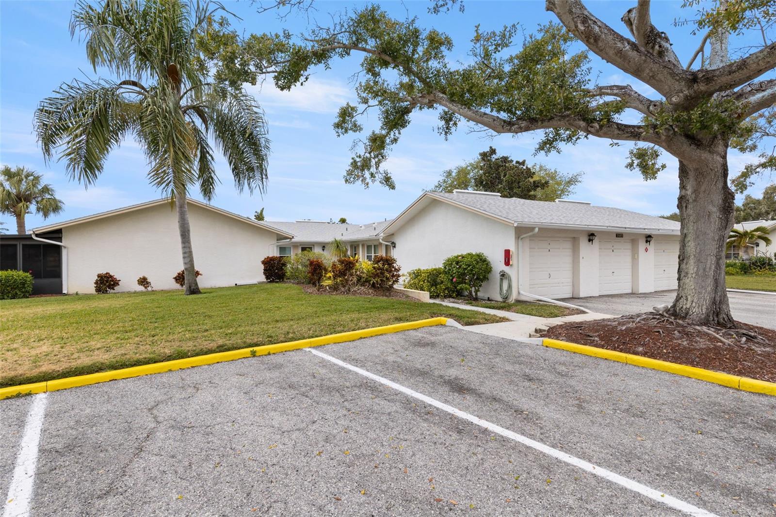 3143 37TH LN S #B, ST PETERSBURG, FL — photo 2