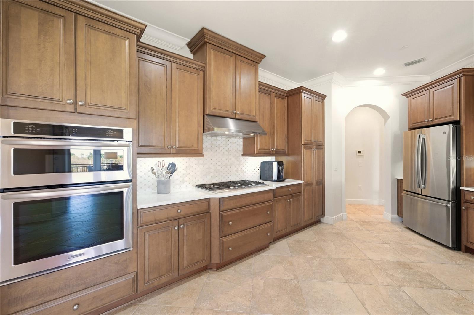 2555 MARQUESA ROYALE LN #PH 302, NAPLES, FL — photo 22