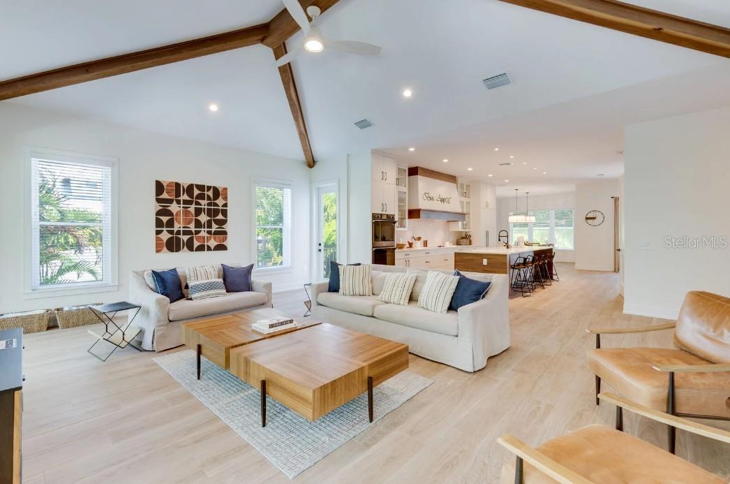 9407 GULF DR, ANNA MARIA, FL — photo 4
