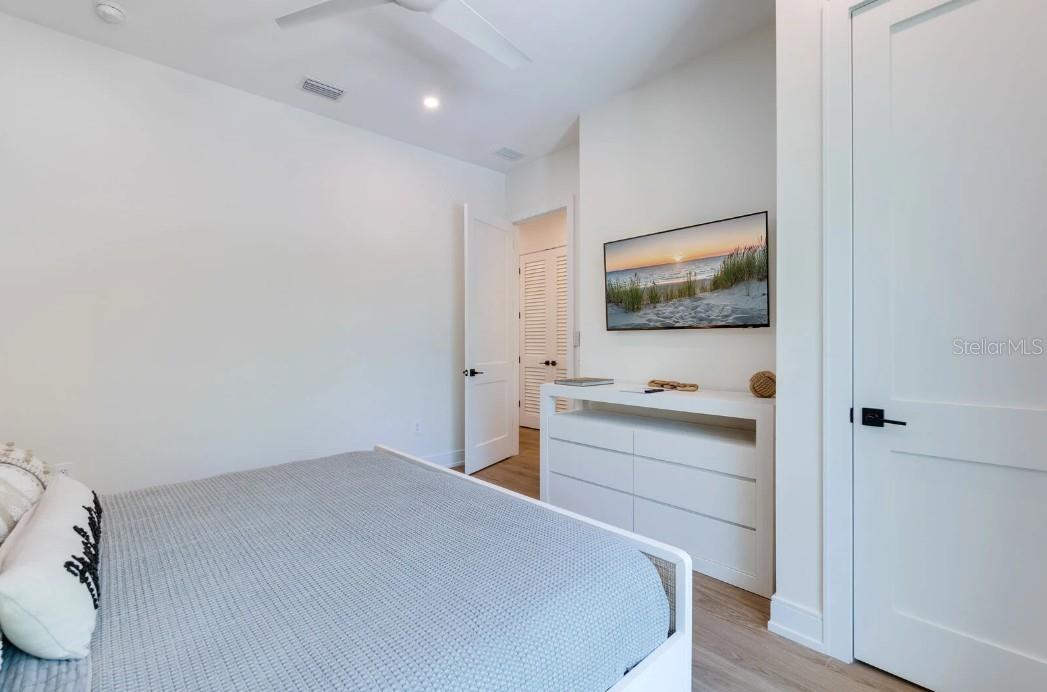 9407 GULF DR, ANNA MARIA, FL — photo 18