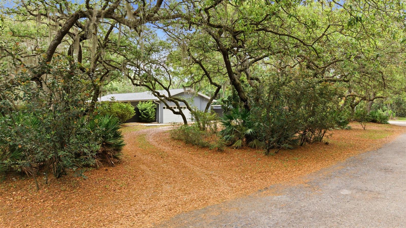 176 LAKE EVA DR, CHULUOTA, FL — photo 2