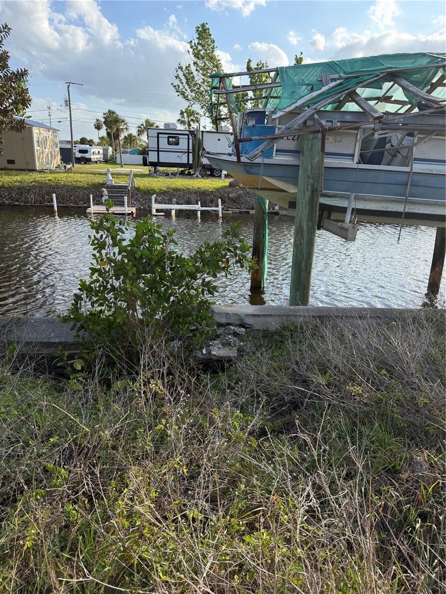 4153 HOLLIS AVE, PORT CHARLOTTE, FL — photo 2