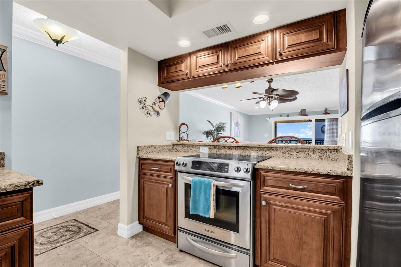 3500 GULF BLVD #407B, BELLEAIR BEACH, FL — photo 6
