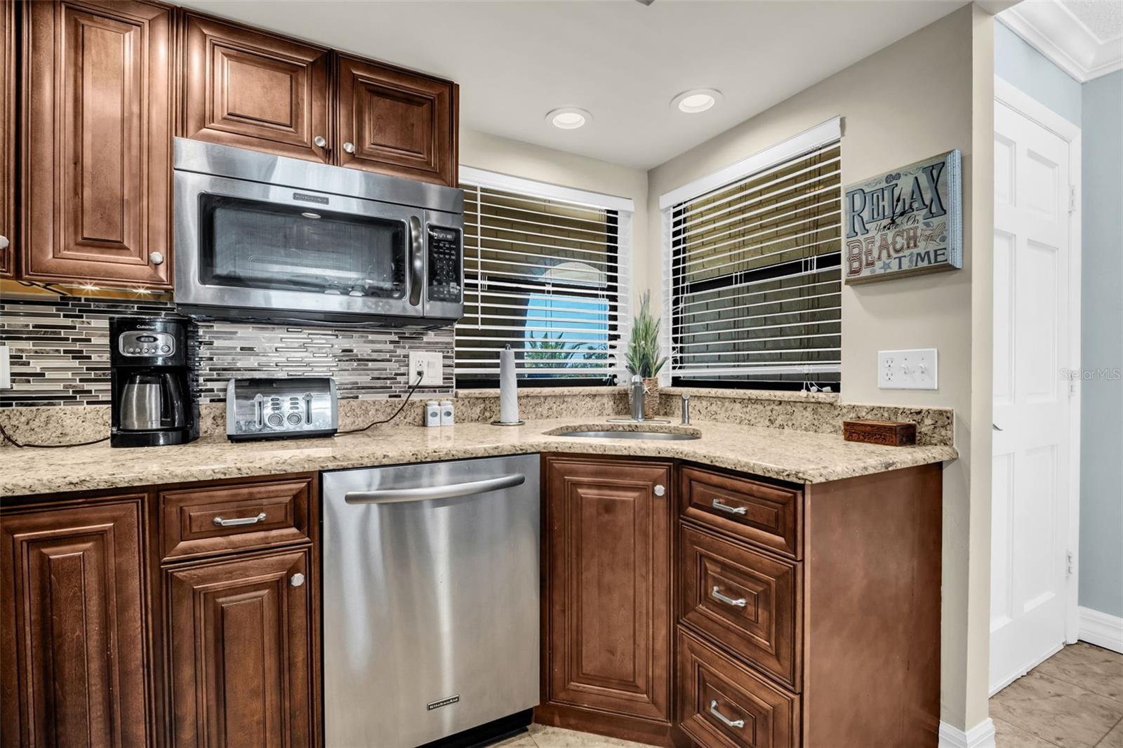 3500 GULF BLVD #407B, BELLEAIR BEACH, FL — photo 9