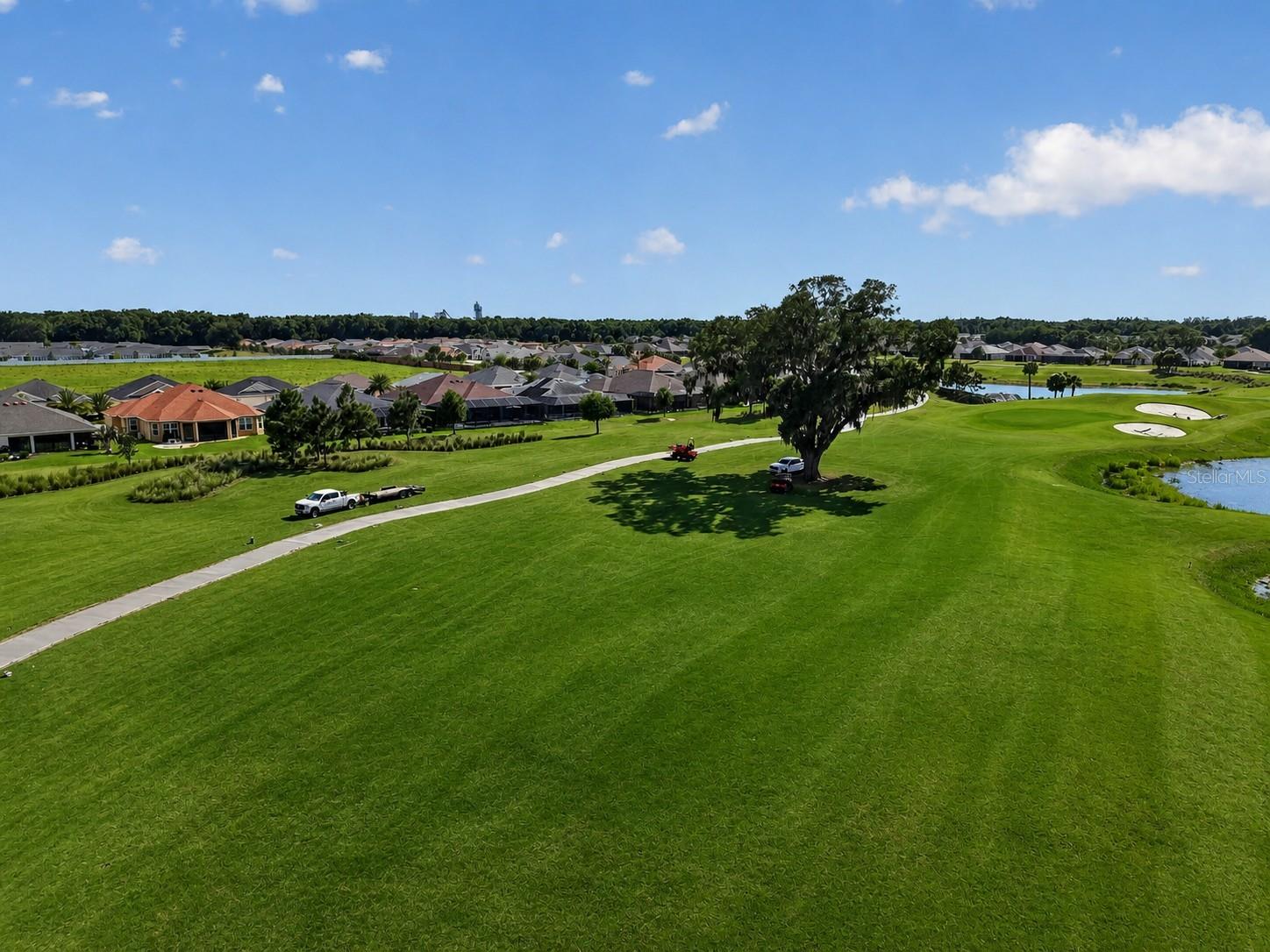 2165 GORDON PATH, THE VILLAGES, FL — photo 3