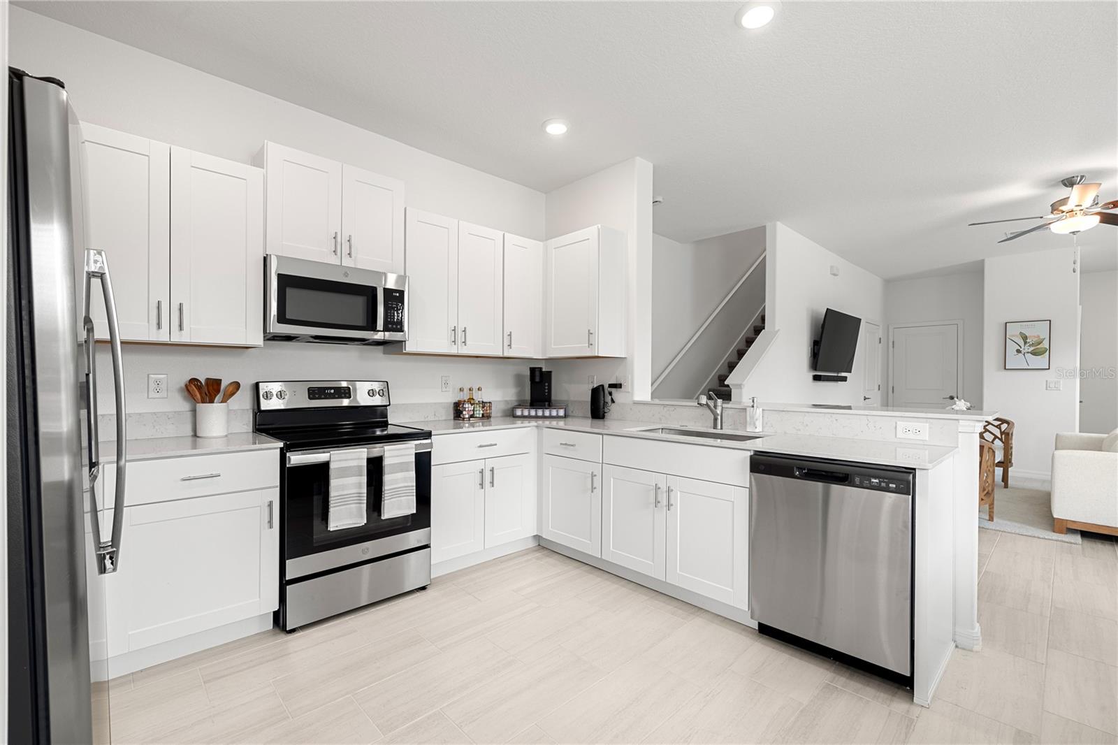 5095 CAPRI HARBOR DR, WIMAUMA, FL — photo 23