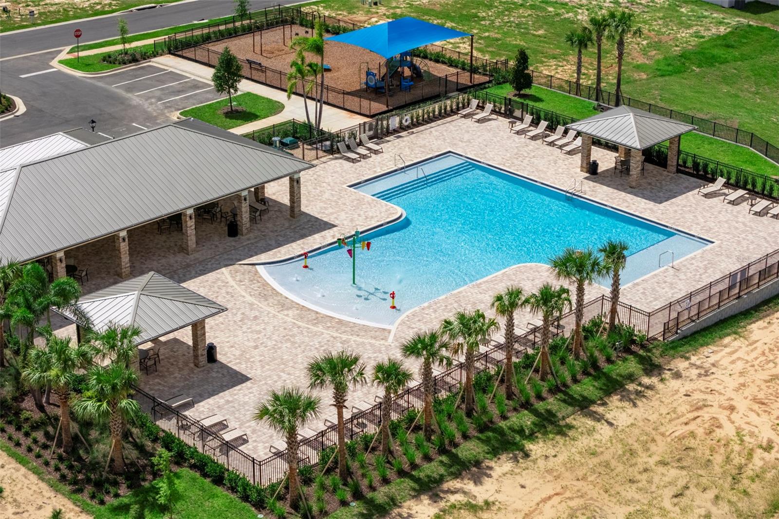 6816 BROAD WING LOOP, HOWEY IN THE HILLS, FL — photo 9