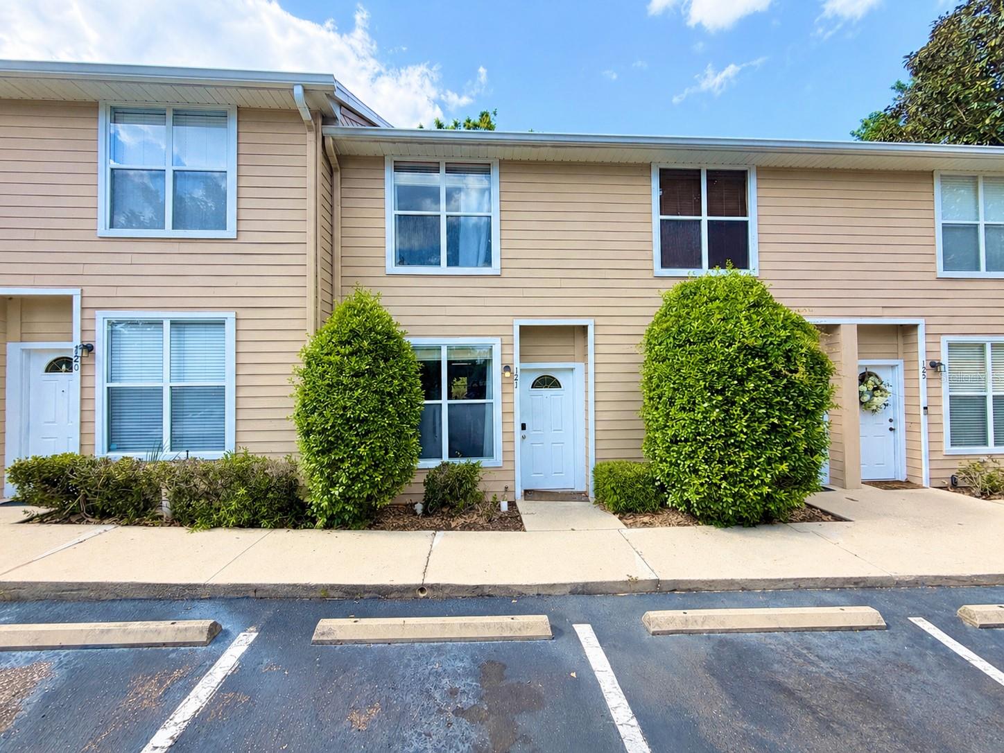 3575 SW 30TH WAY #121, GAINESVILLE, FL