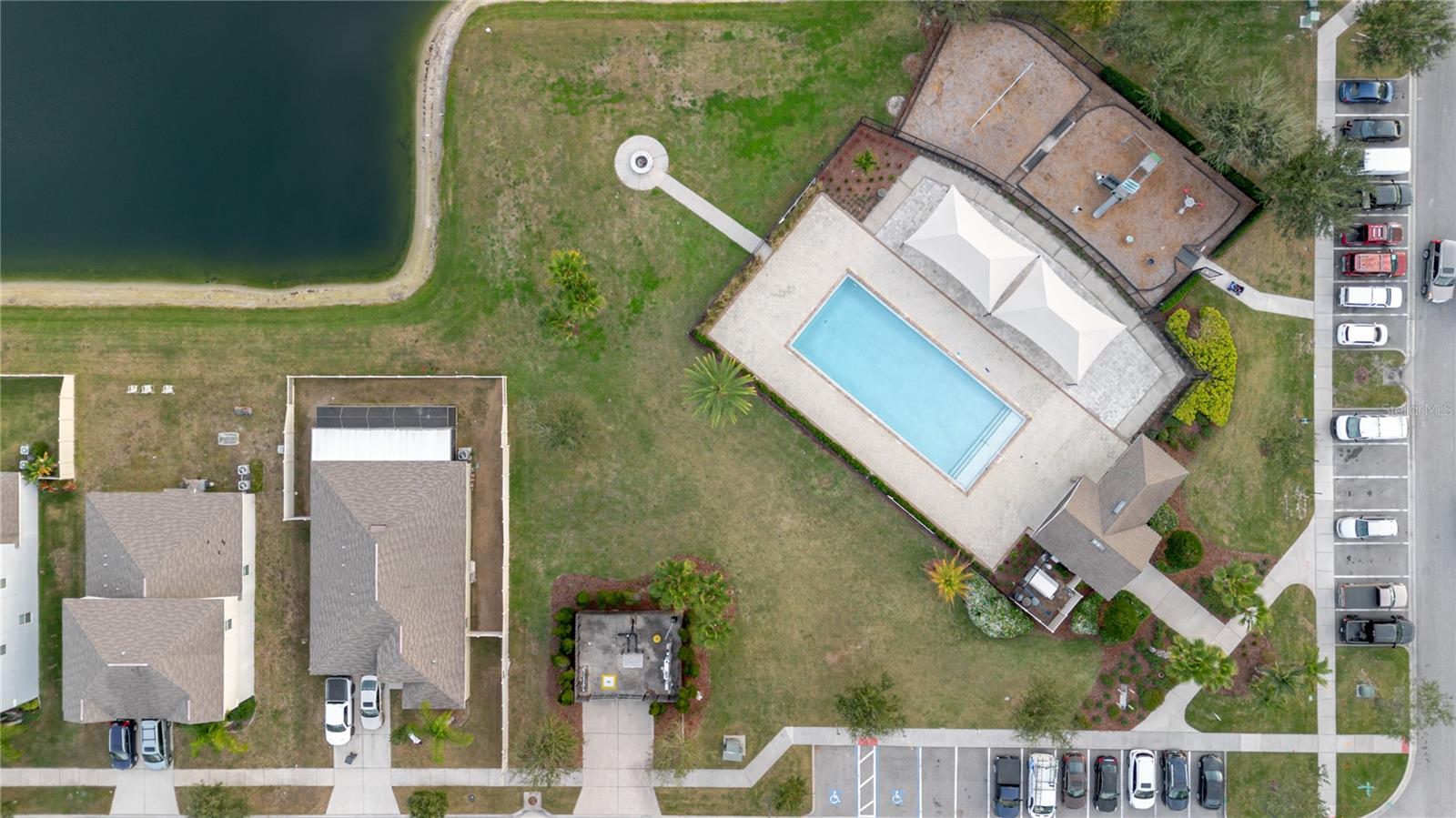 304 CASCADE BEND, RUSKIN, FL — photo 22