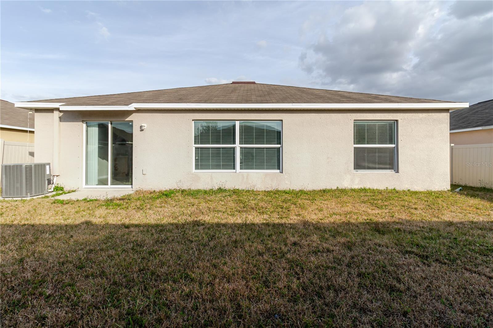 304 CASCADE BEND, RUSKIN, FL — photo 26