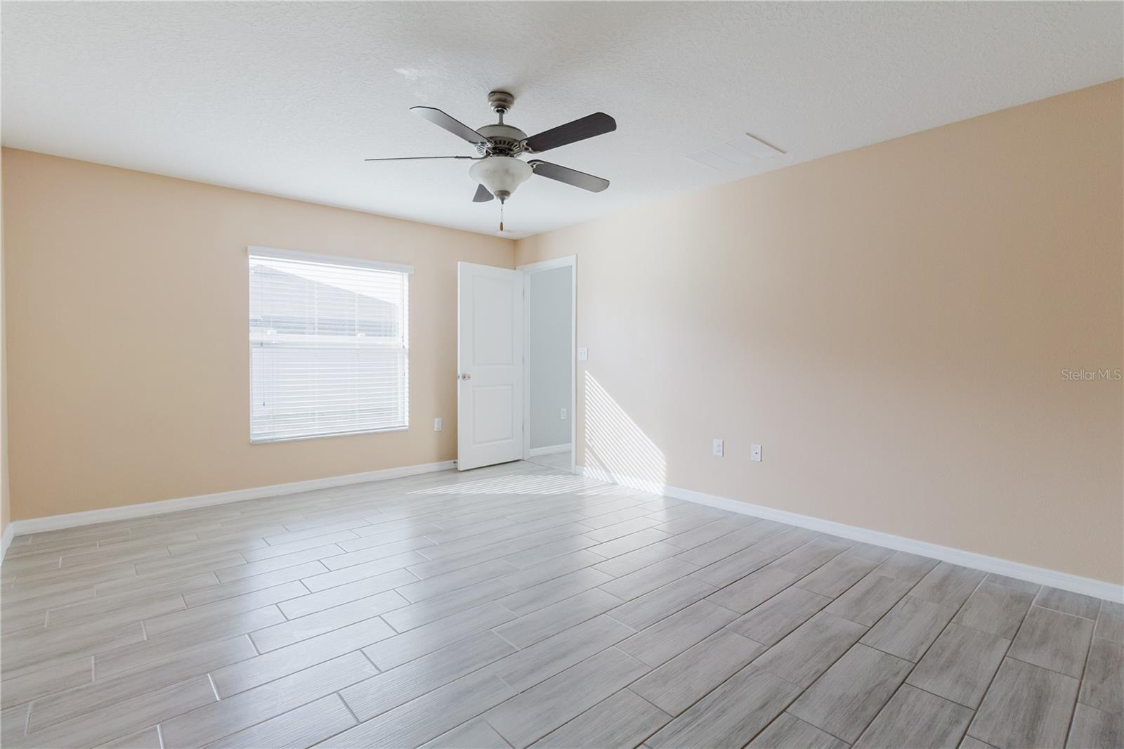 304 CASCADE BEND, RUSKIN, FL — photo 57
