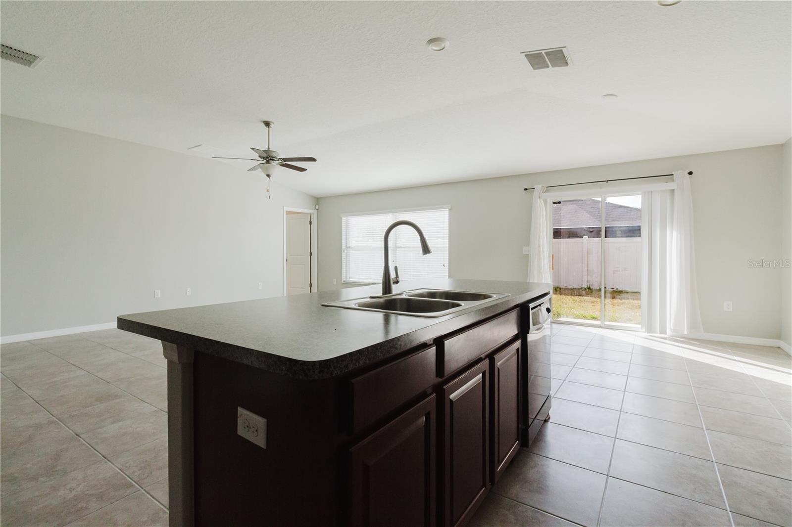 304 CASCADE BEND, RUSKIN, FL — photo 81