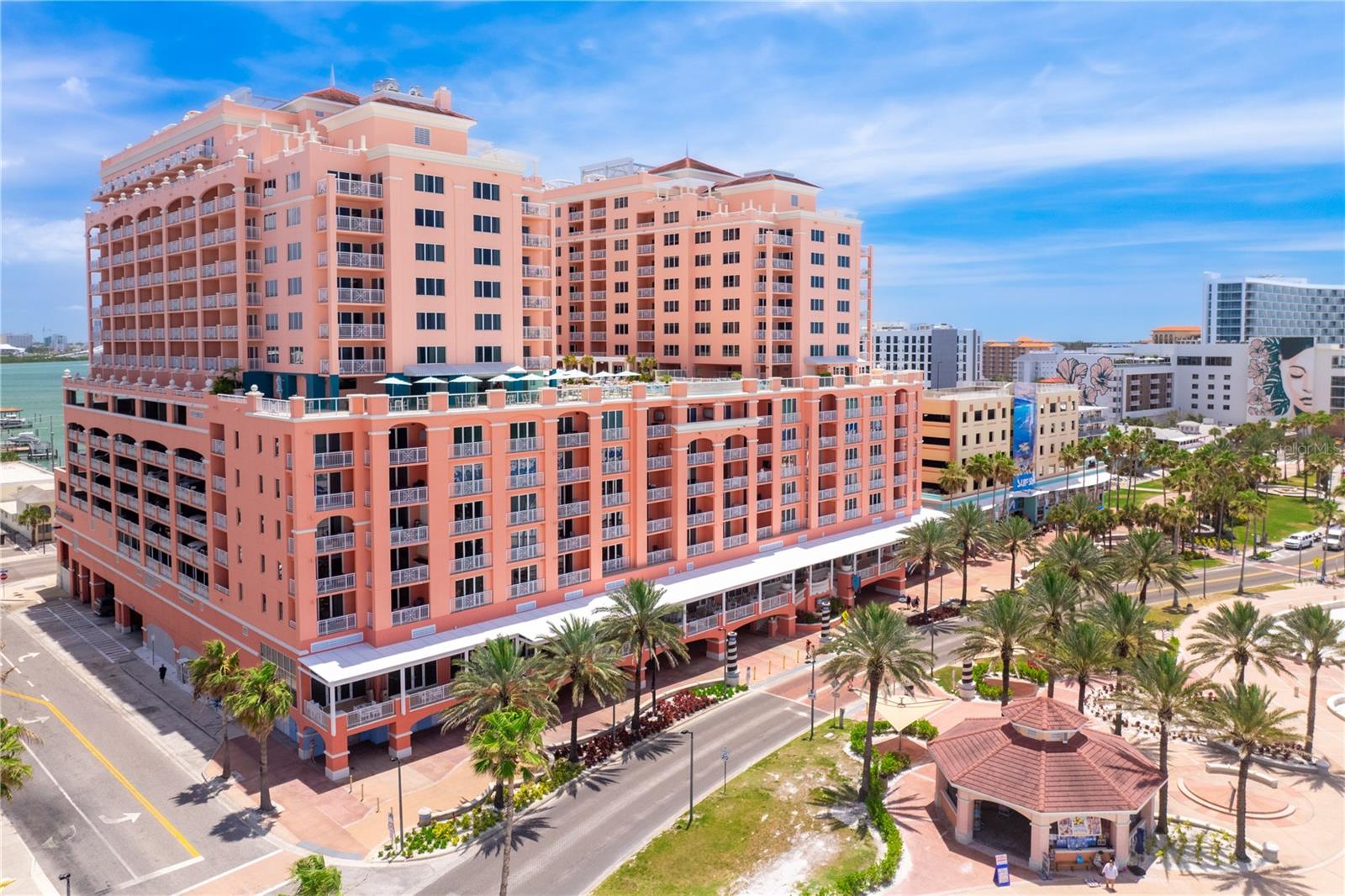 301 S GULFVIEW BLVD #604, CLEARWATER BEACH, FL
