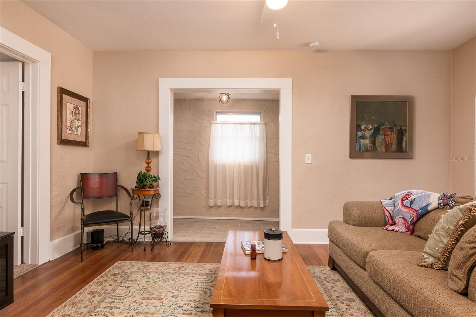 3655 N 1ST (UPPER UNIT) AVE, ST PETERSBURG, FL — photo 7