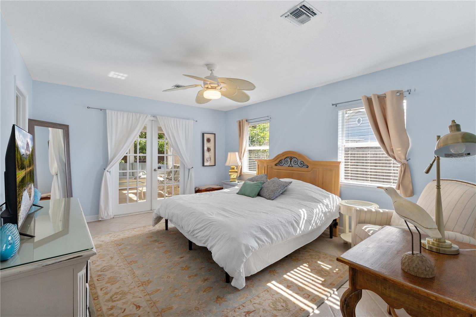 7860 HOLIDAY DR, SARASOTA, FL — photo 12