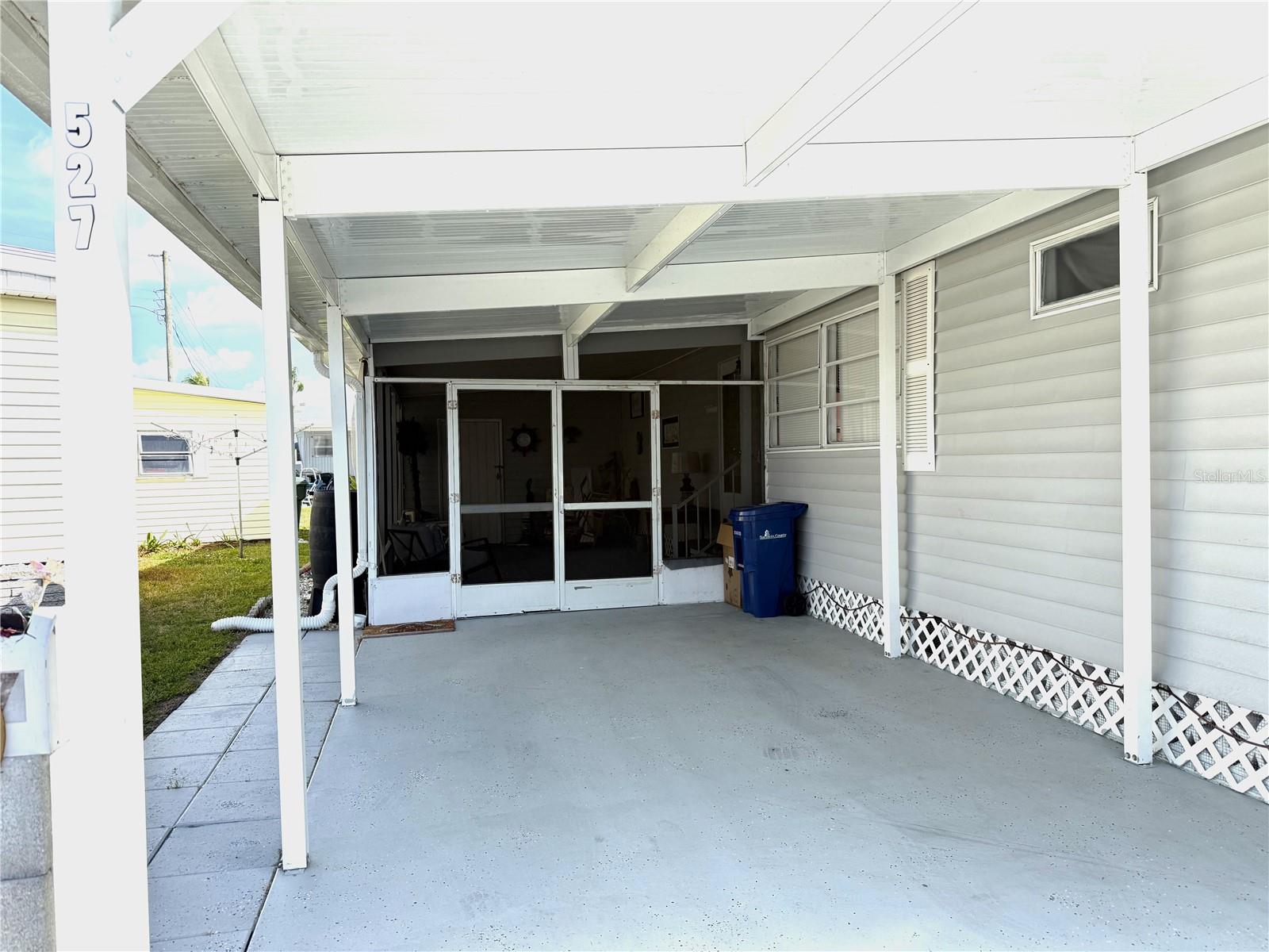 527 BLACKBURN BLVD, NORTH PORT, FL — photo 2