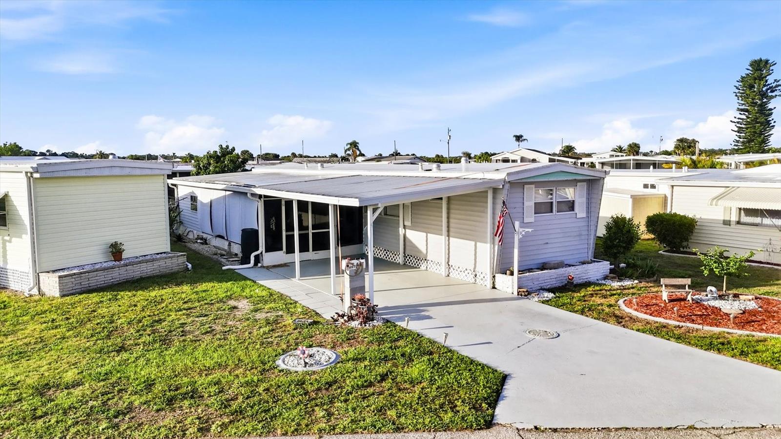 527 BLACKBURN BLVD, NORTH PORT, FL — photo 4