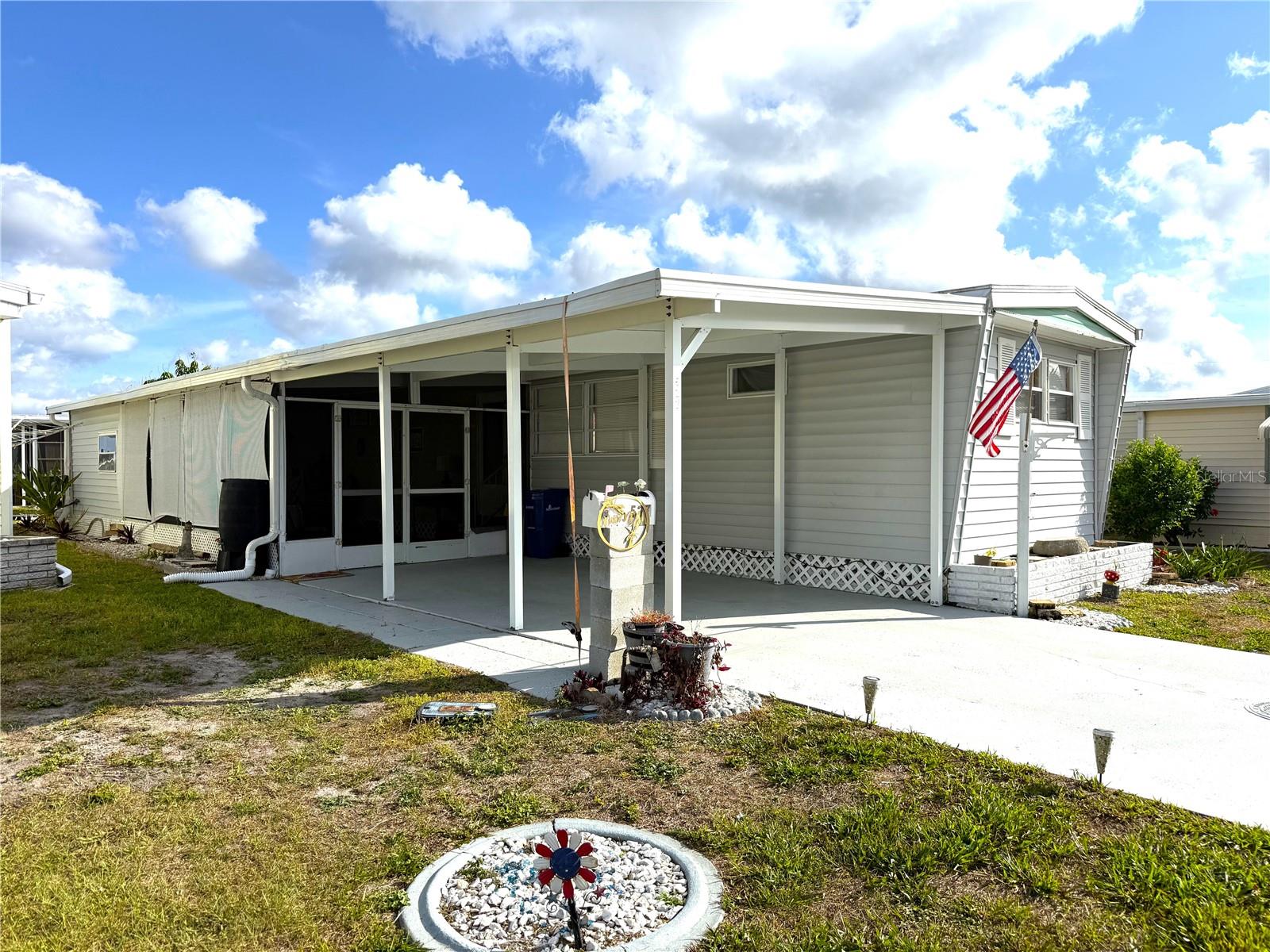 527 BLACKBURN BLVD, NORTH PORT, FL — photo 21