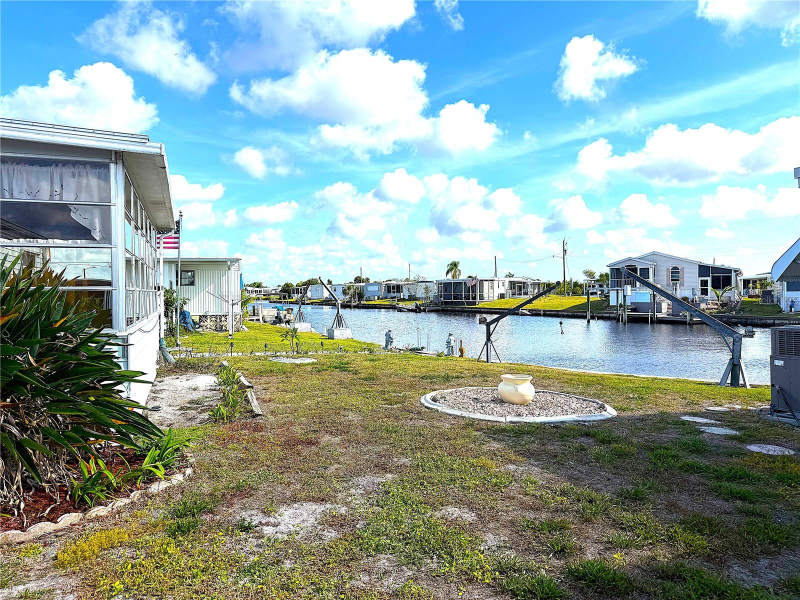 527 BLACKBURN BLVD, NORTH PORT, FL — photo 28