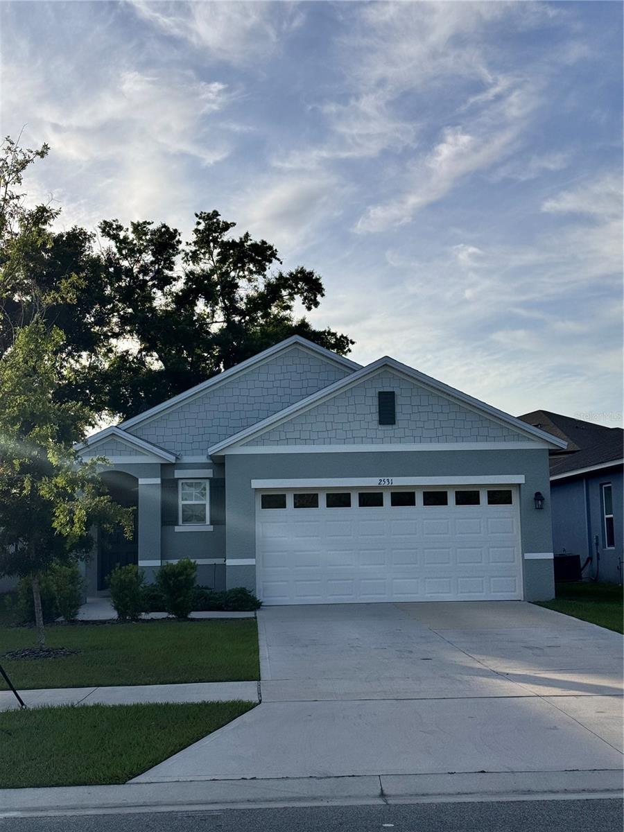 2531 AVALON PARK BLVD, TAVARES, FL