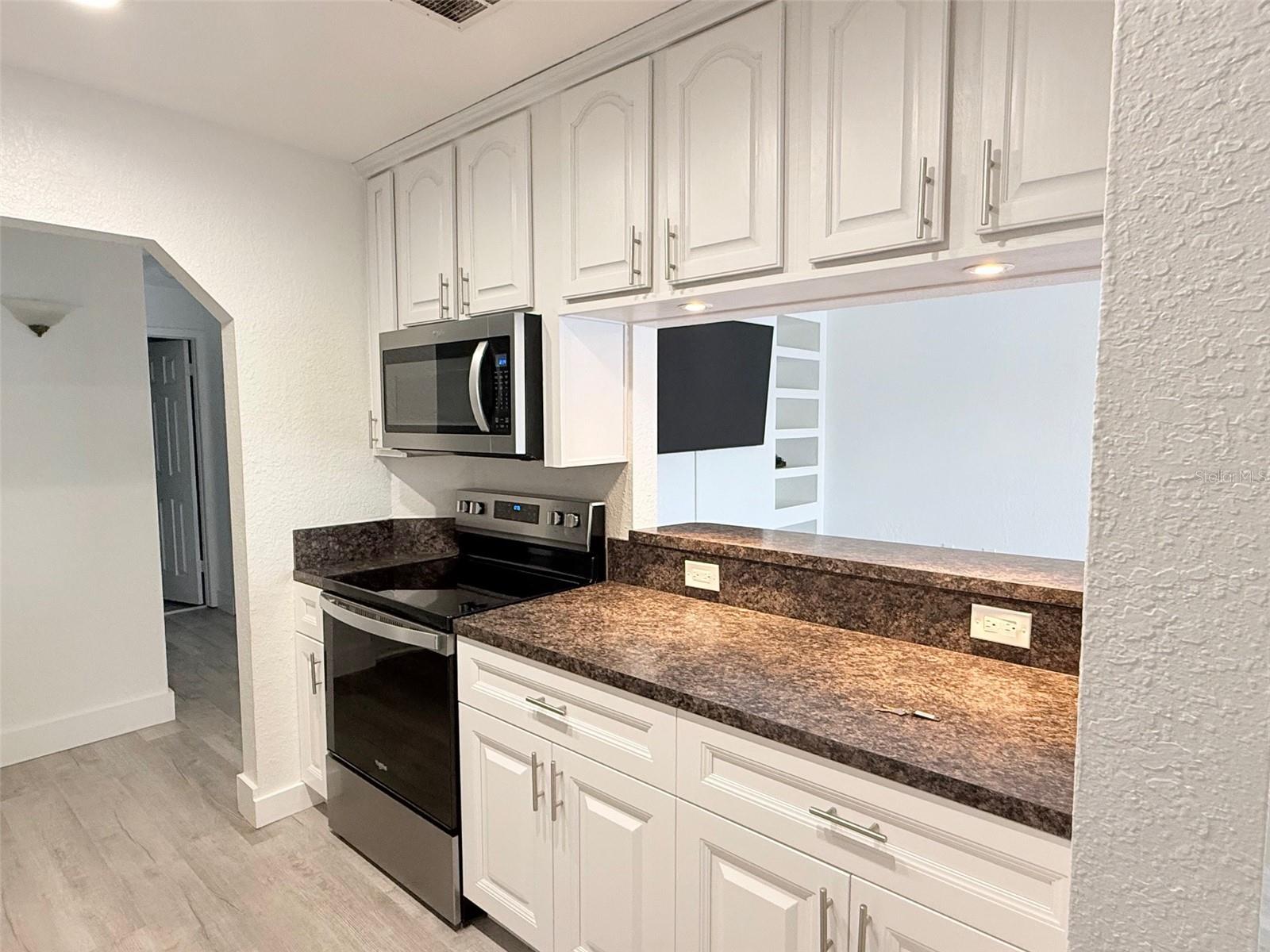 11409 8TH ST N #1506, ST PETERSBURG, FL — photo 10