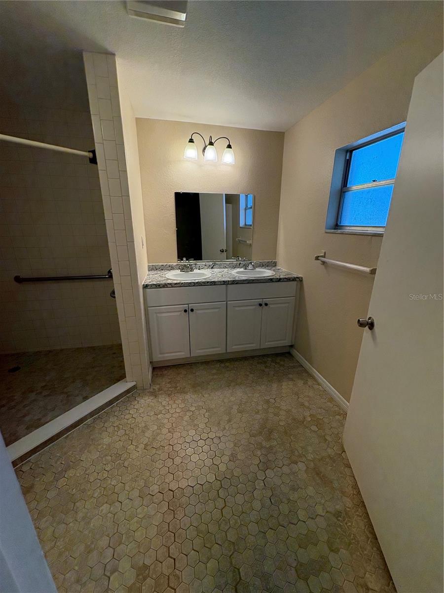 8351 WAKEFORD RD, LAKE WALES, FL — photo 16