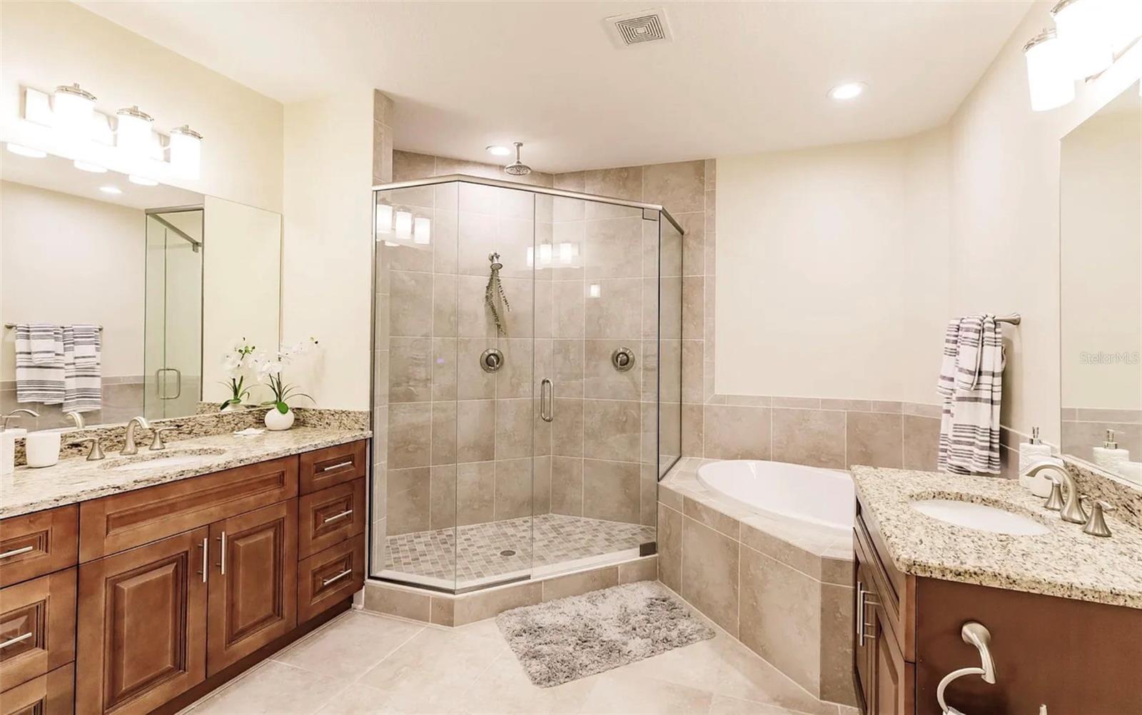 7840 34TH AVE W #102, BRADENTON, FL — photo 22