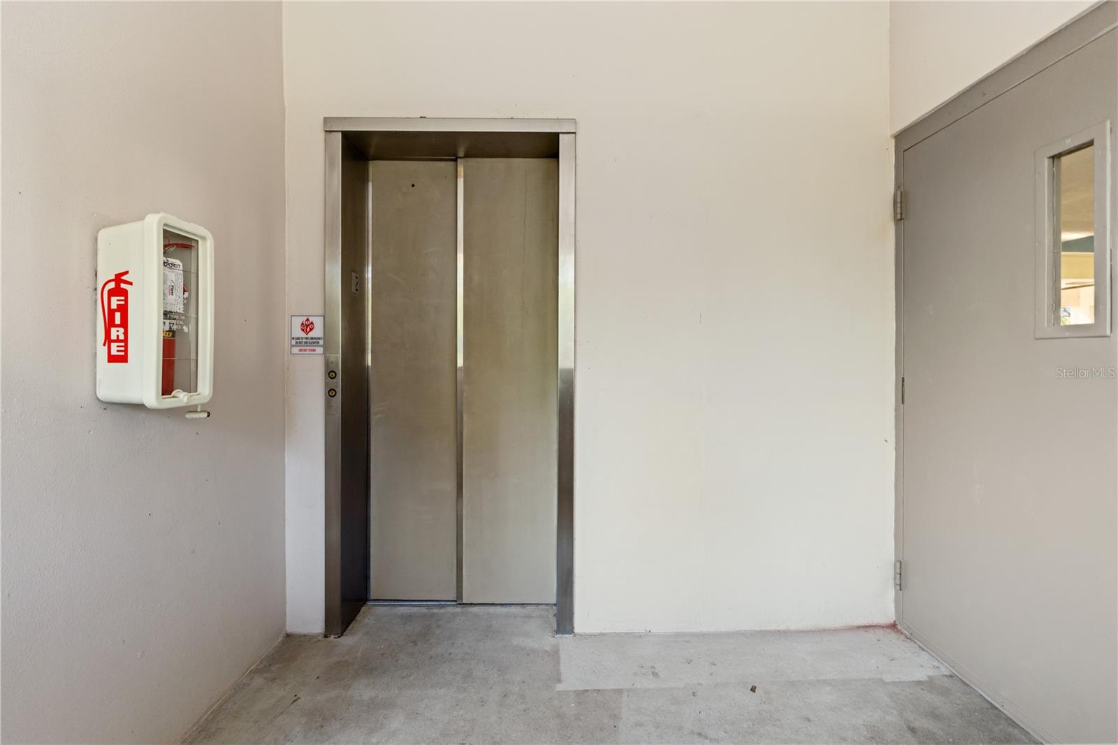 300 S FLORIDA AVE #600F, TARPON SPRINGS, FL — photo 36