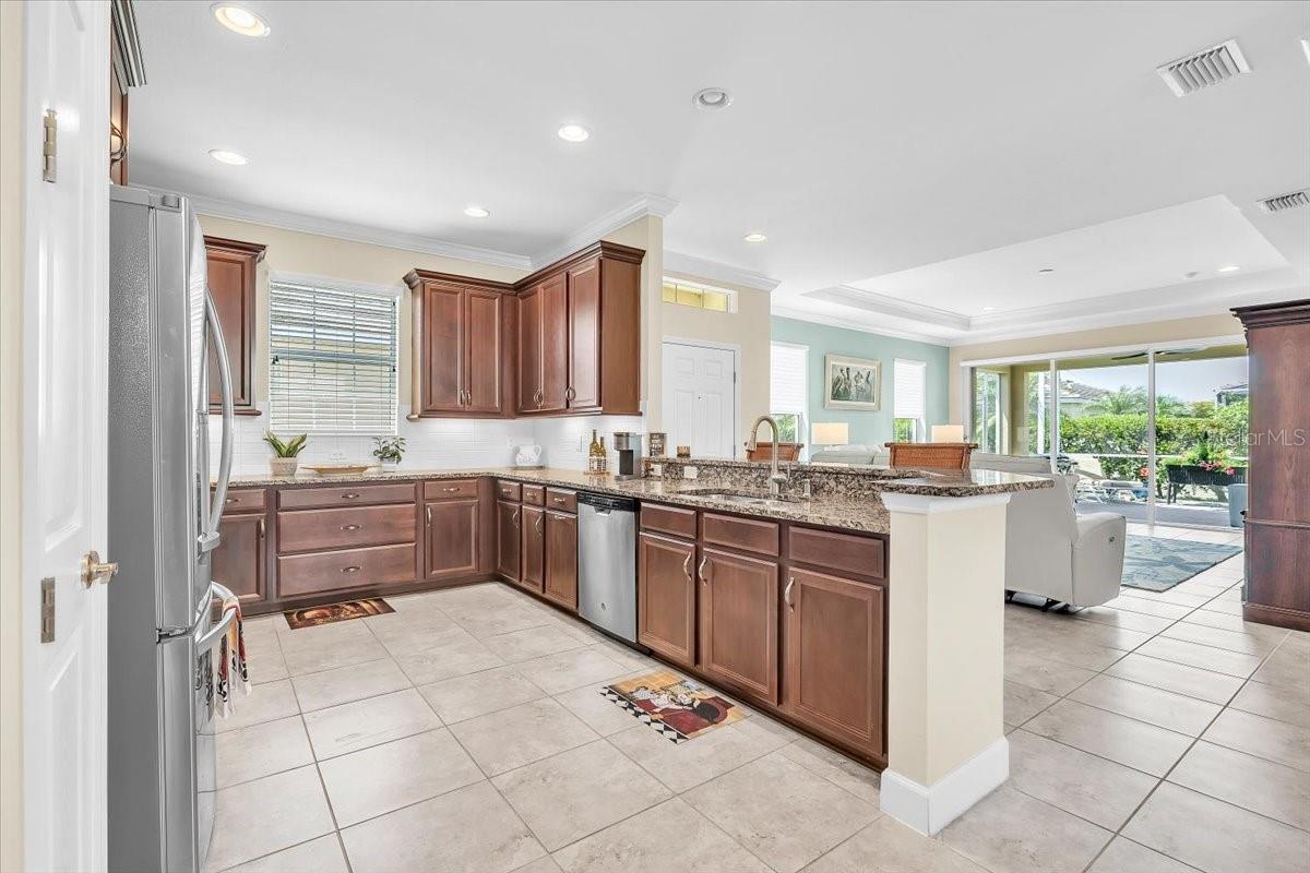 2615 VAREO CT, CAPE CORAL, FL — photo 10