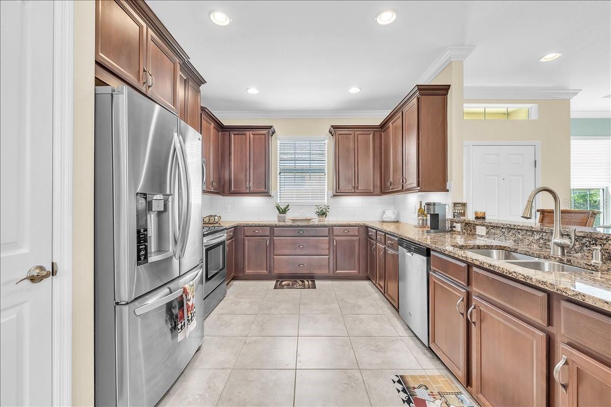 2615 VAREO CT, CAPE CORAL, FL — photo 11