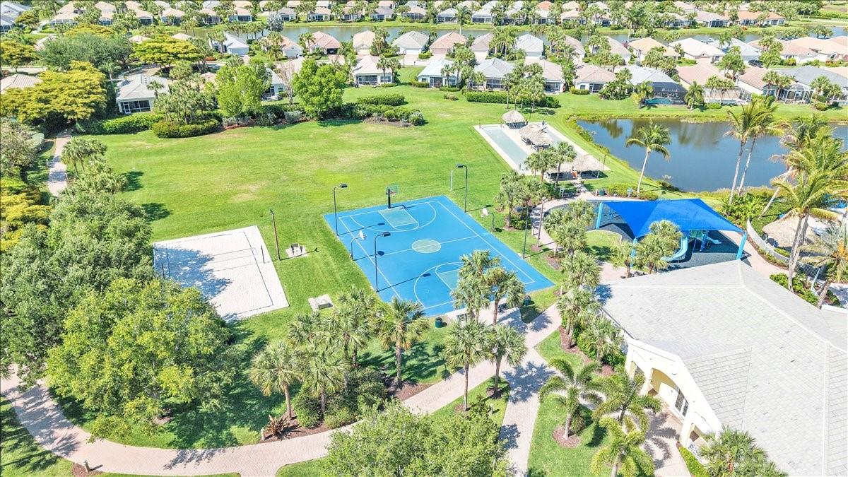2615 VAREO CT, CAPE CORAL, FL — photo 43