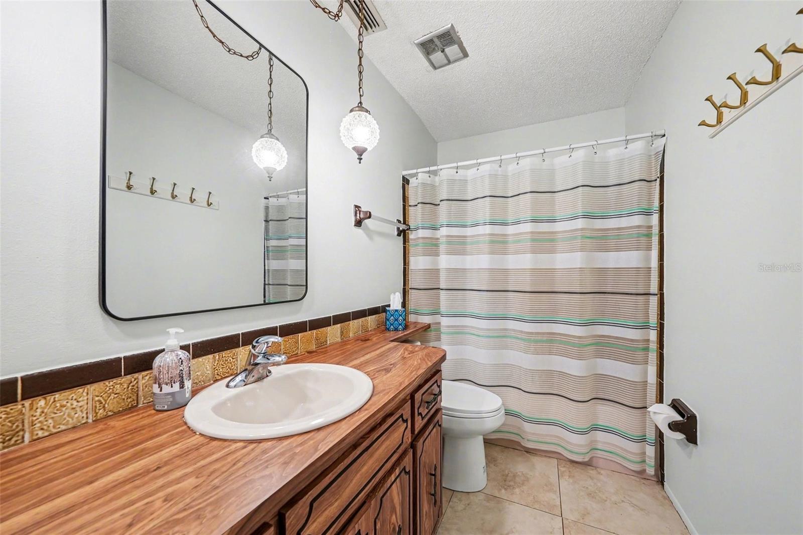 9990 EAGLES POINT CIR #4, PORT RICHEY, FL — photo 21