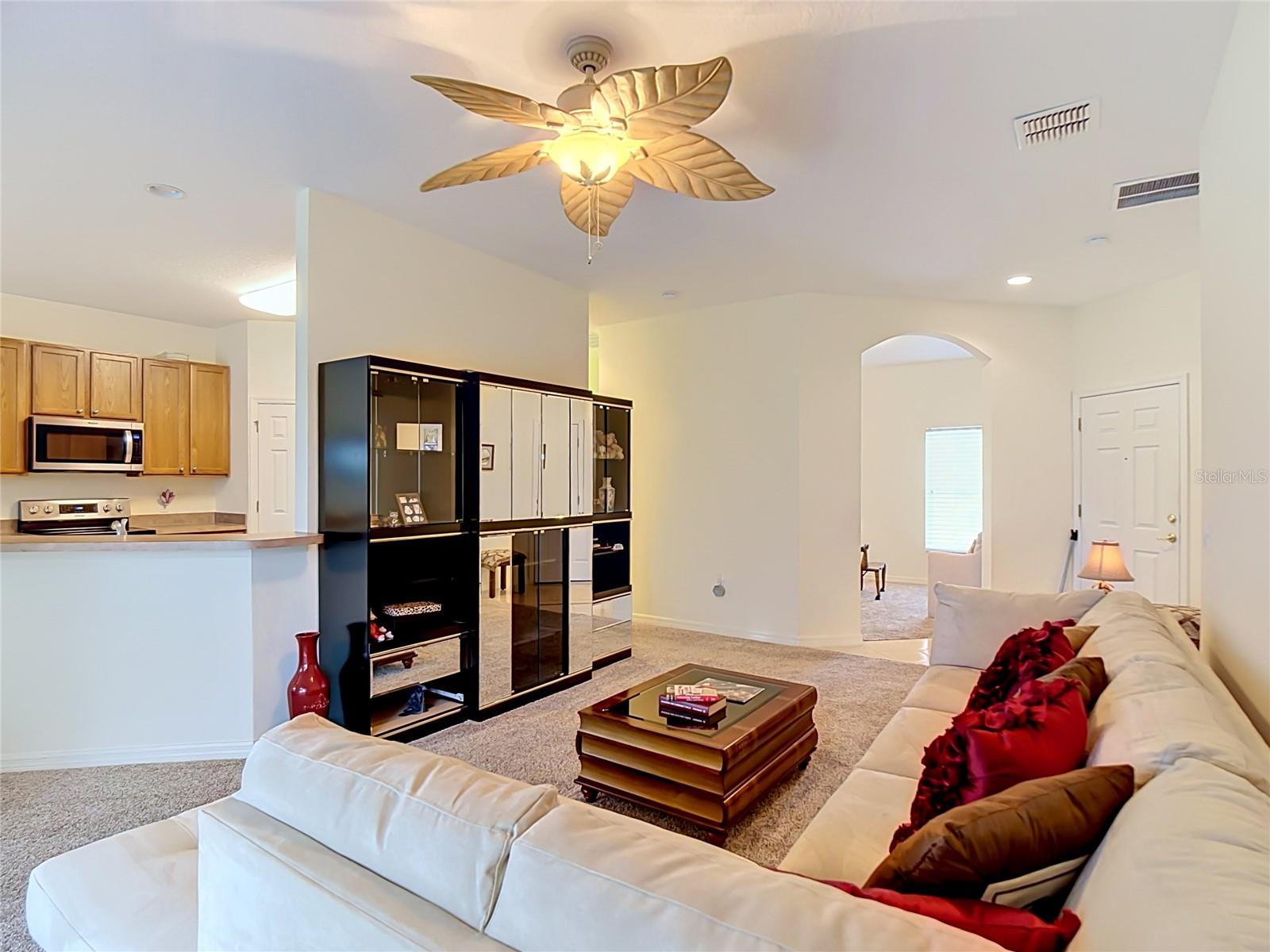 107 VERONA DR, KISSIMMEE, FL — photo 6