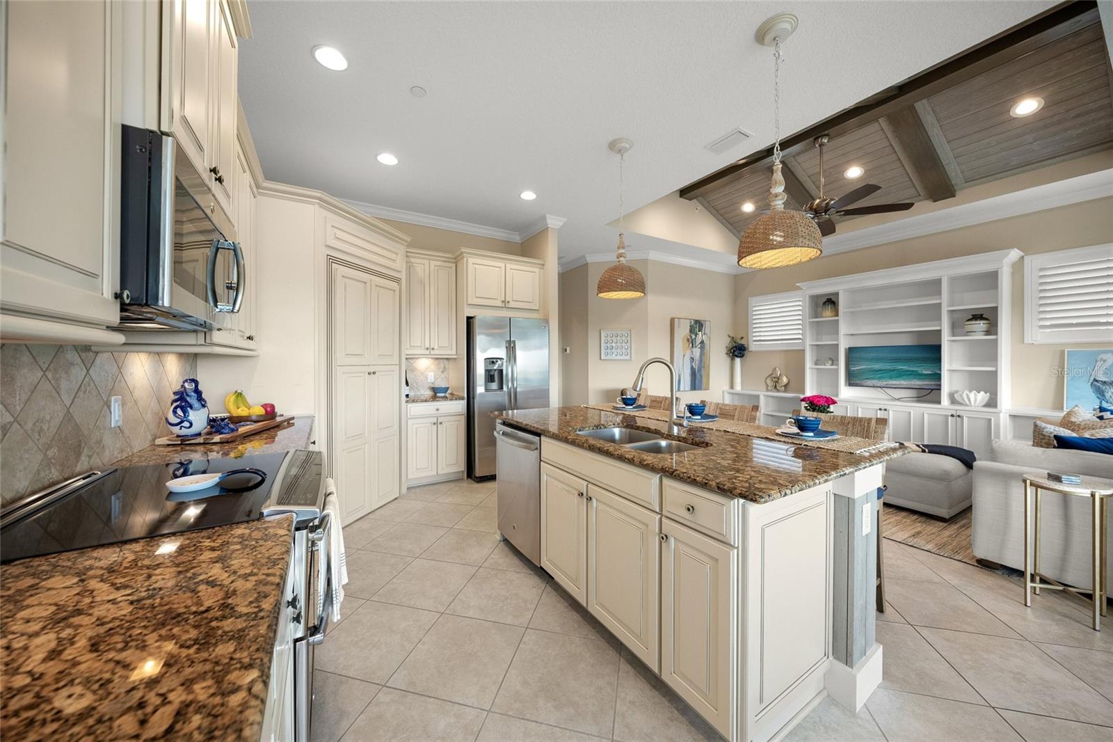 229 SAPPHIRE LAKE DR #201, BRADENTON, FL — photo 9