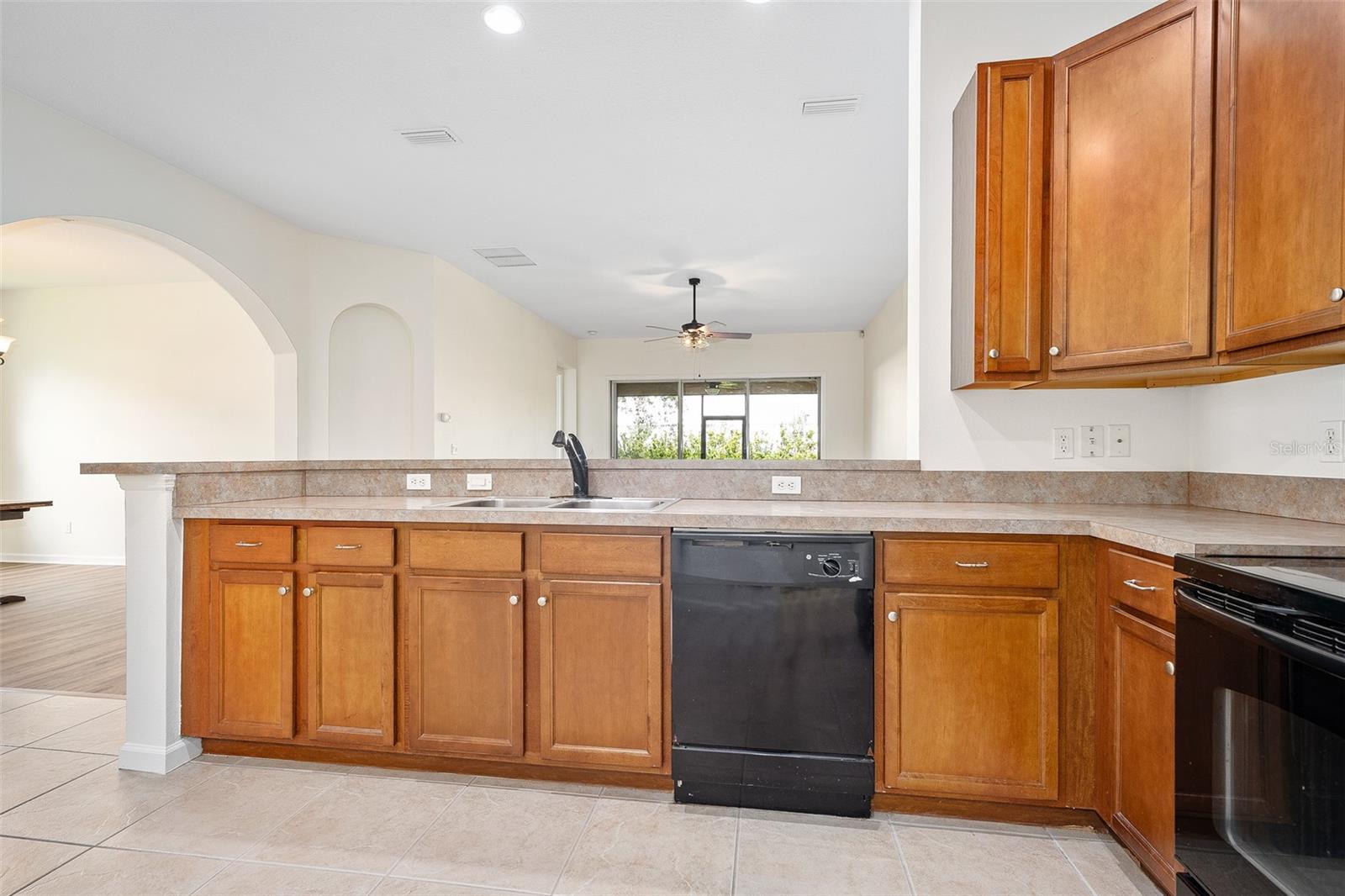 188 MENDOZA CIR, DAYTONA BEACH, FL — photo 17