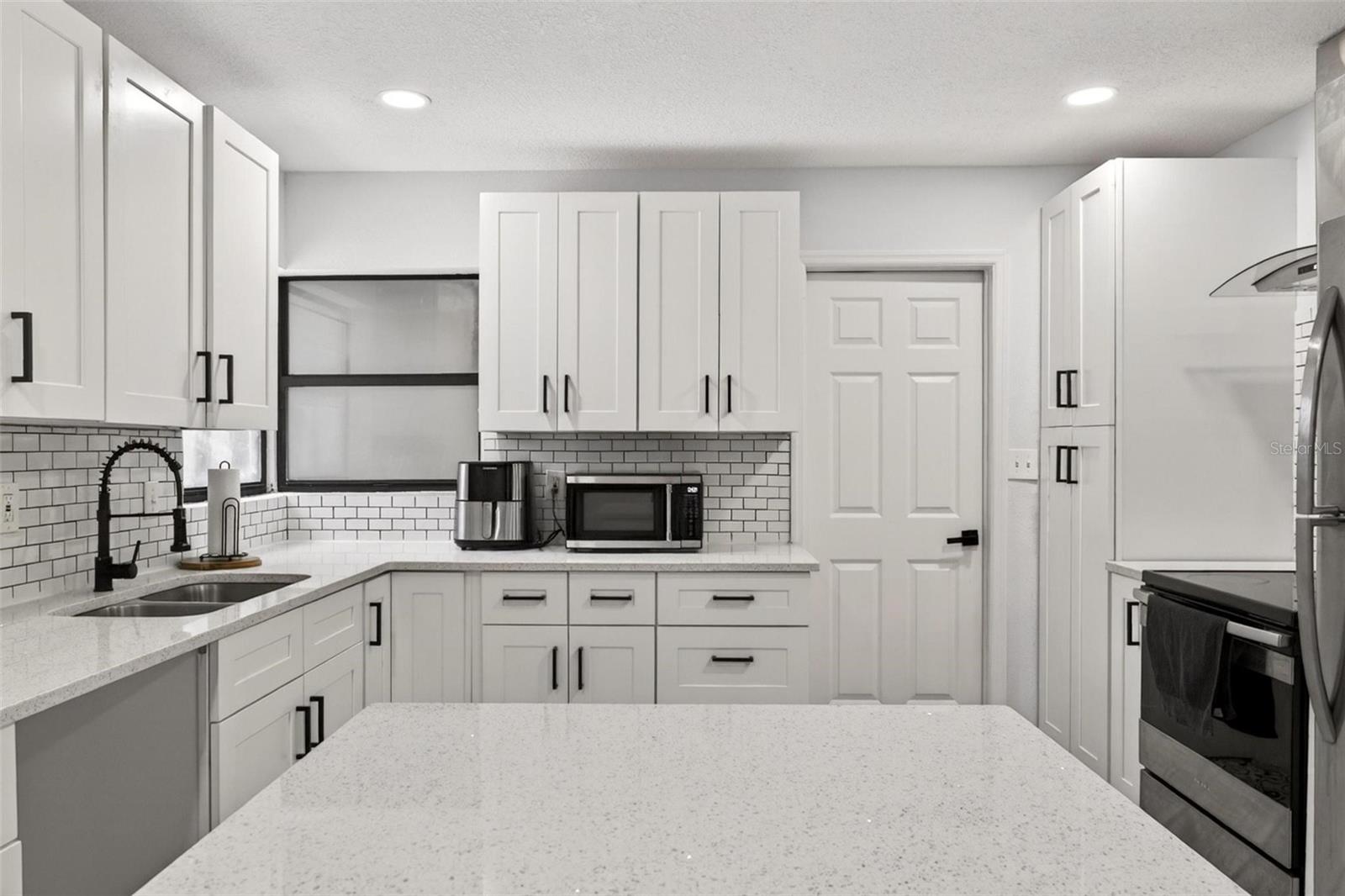 700 S WELLINGTON DR, DELTONA, FL — photo 10