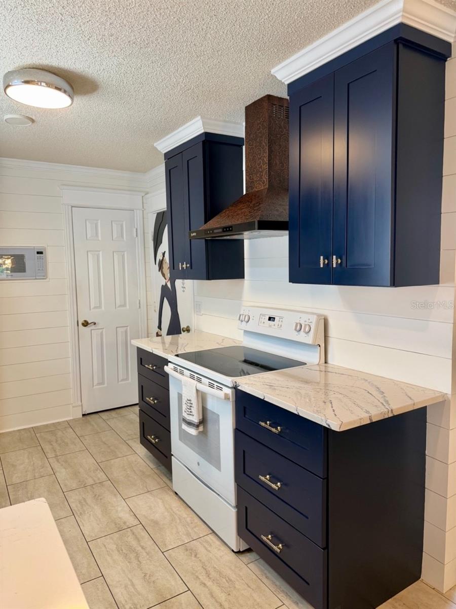 1140 BERNARDO BLVD, LADY LAKE, FL — photo 52